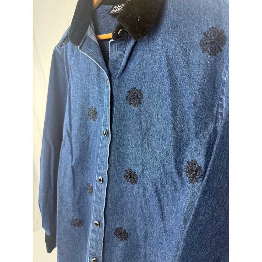 Blassport Denim Shirt Womens Medium Blue Embroidered Velvet Collar Beaded Cotton - Picture 2 of 9
